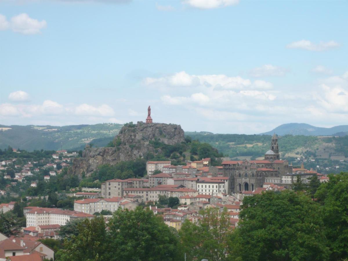Le Petit St Clair Appartement Le Puy-en-Velay Buitenkant foto