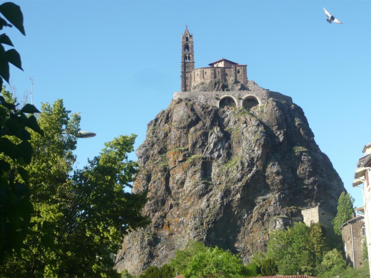 Le Petit St Clair Appartement Le Puy-en-Velay Buitenkant foto