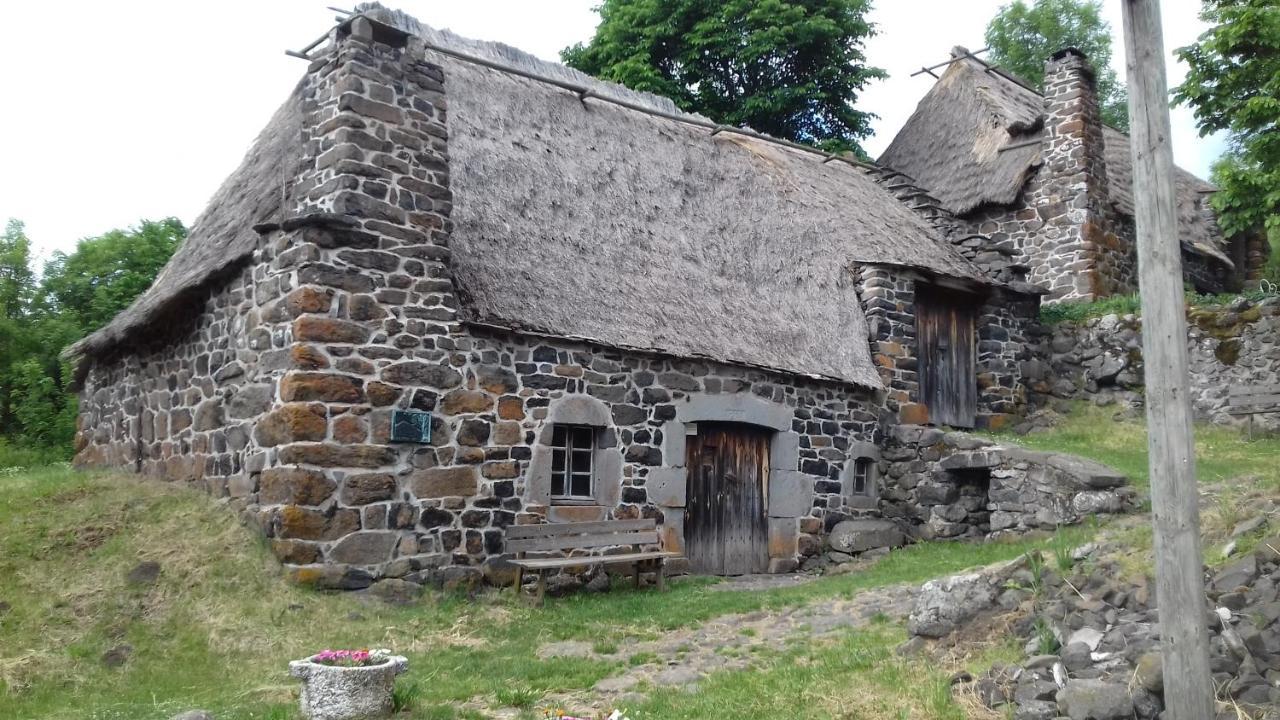 Le Petit St Clair Appartement Le Puy-en-Velay Buitenkant foto